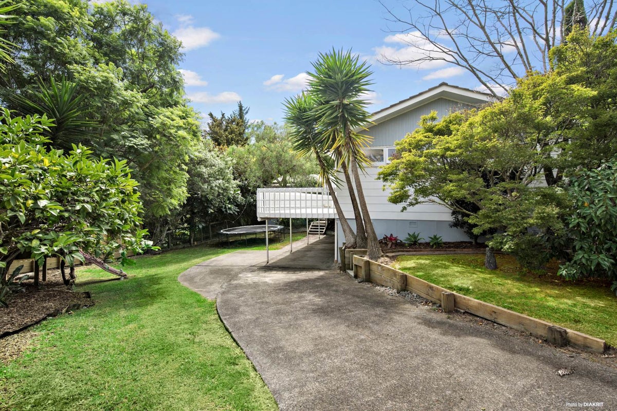 36 Weatherly Road, Torbay, Auckland - Carousel 1