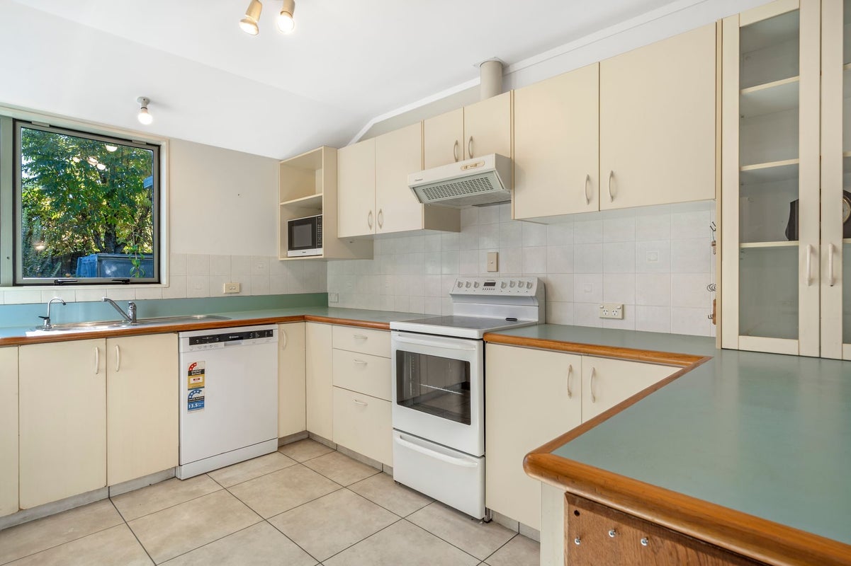 7 Wordsworth Place, Stoke, Nelson - Carousel 2