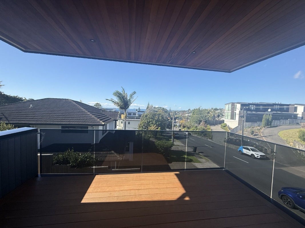 1/27 Hastings Road, Mairangi Bay, Auckland - Carousel 22