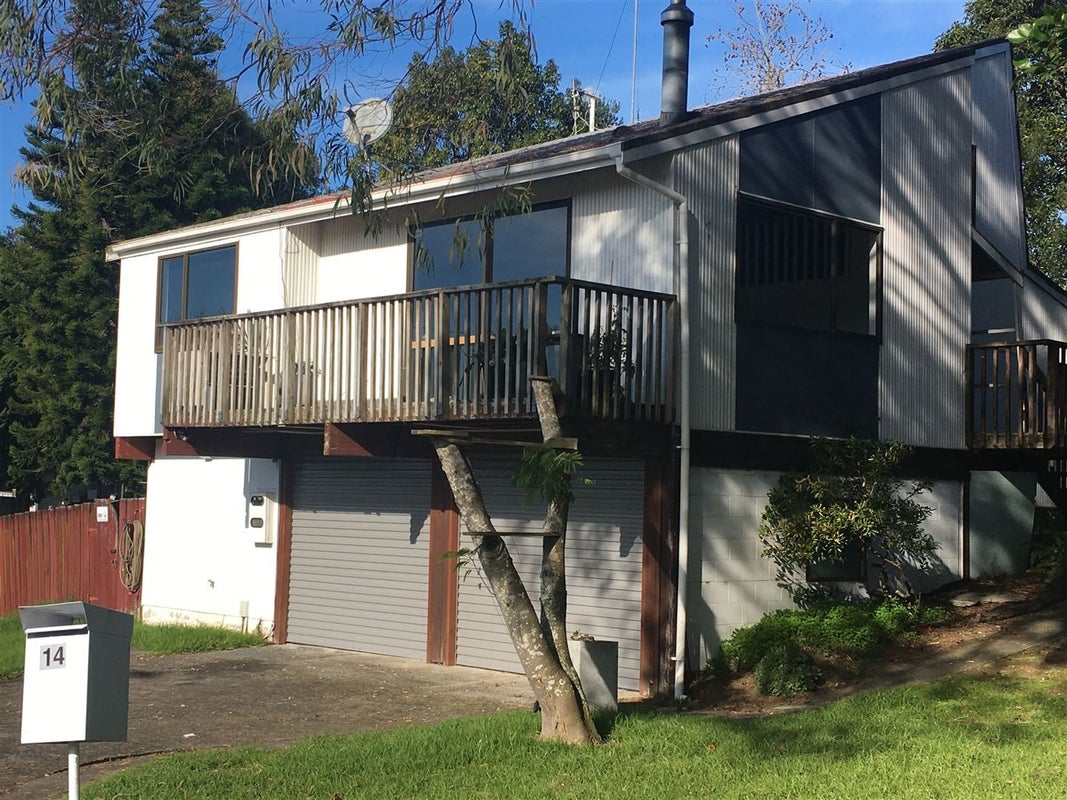 14 Elmira Place, Browns Bay, Auckland - Carousel 1