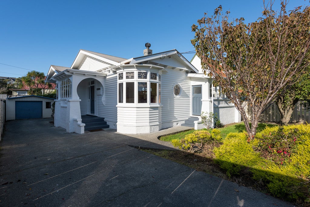 3 Campbell Street, Karori, Wellington - Carousel 1