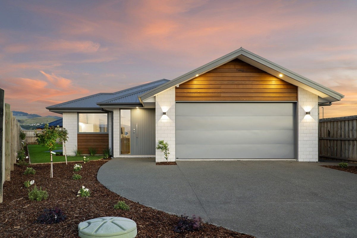 26 Paradise Way, Halswell, Christchurch - Carousel 1