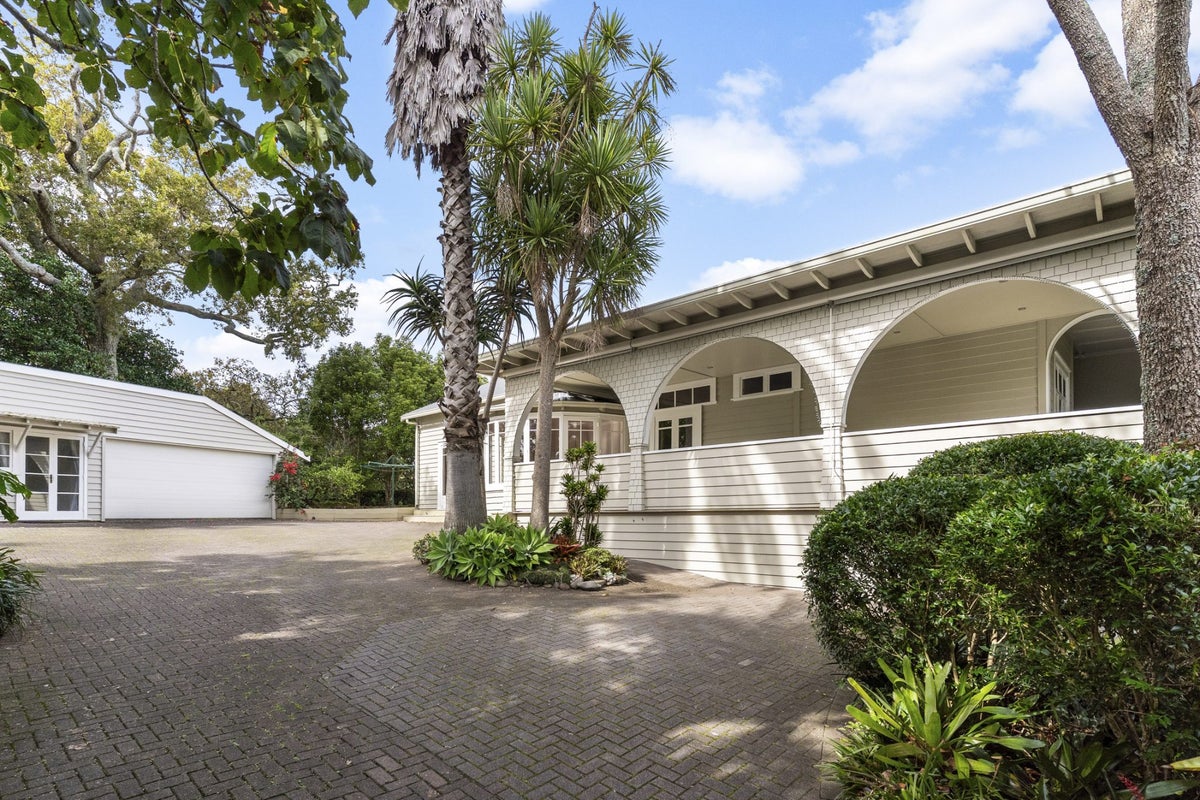 24 Aratonga Avenue, Greenlane, Auckland - Carousel 2