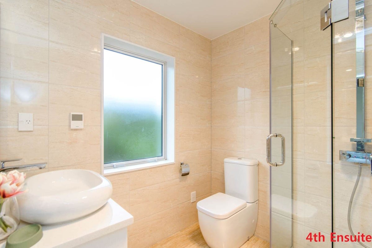 83 Golden Morning Drive, Albany Heights, Auckland - Carousel 2