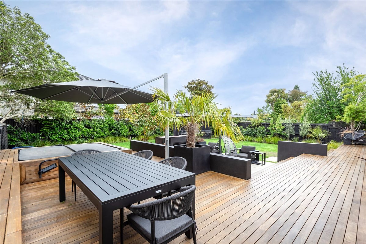 11A Norwood Street, Beckenham, Christchurch - Carousel 2
