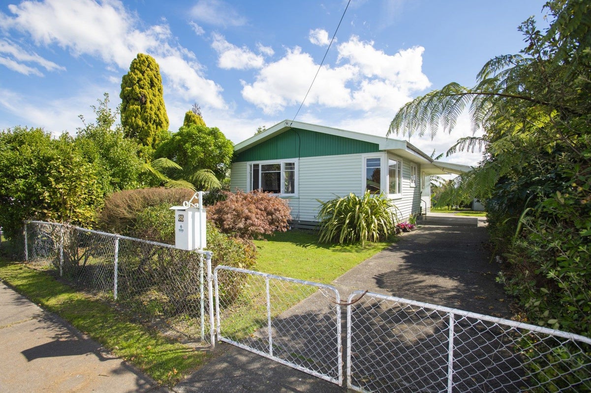 65 Daphne Street, Outer Kaiti, Gisborne - Carousel 1