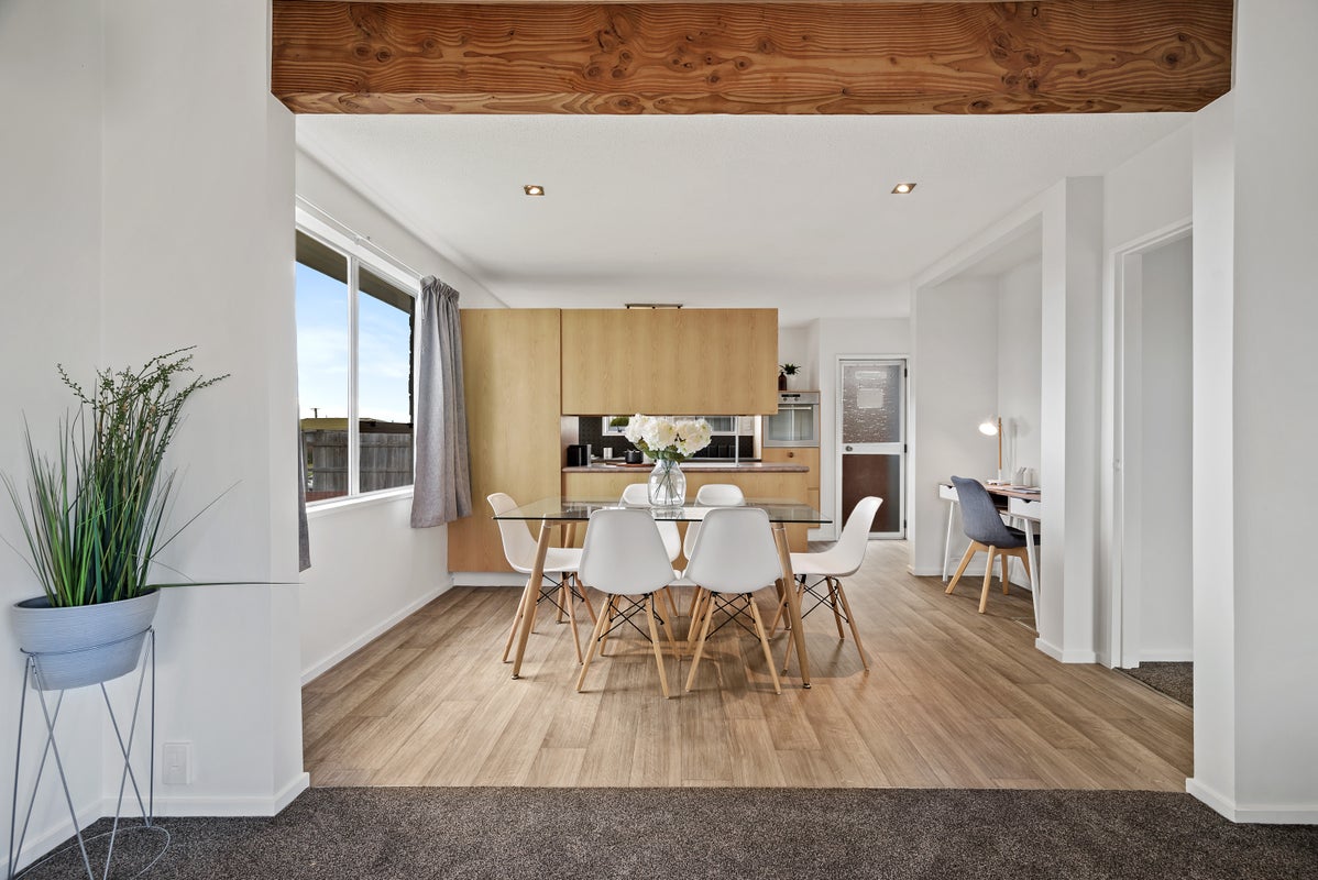 5 Stacey Place, Woolston, Christchurch - Carousel 1