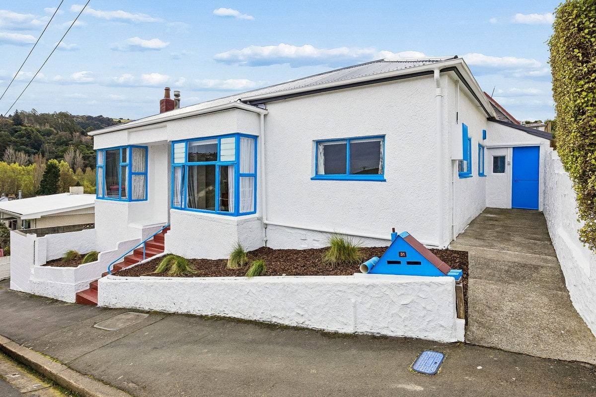 31 Baldwin Street, North East Valley, Dunedin, Otago - Carousel 1