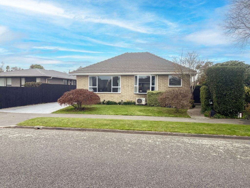 84 Grimseys Road, Redwood, Christchurch - Carousel 2