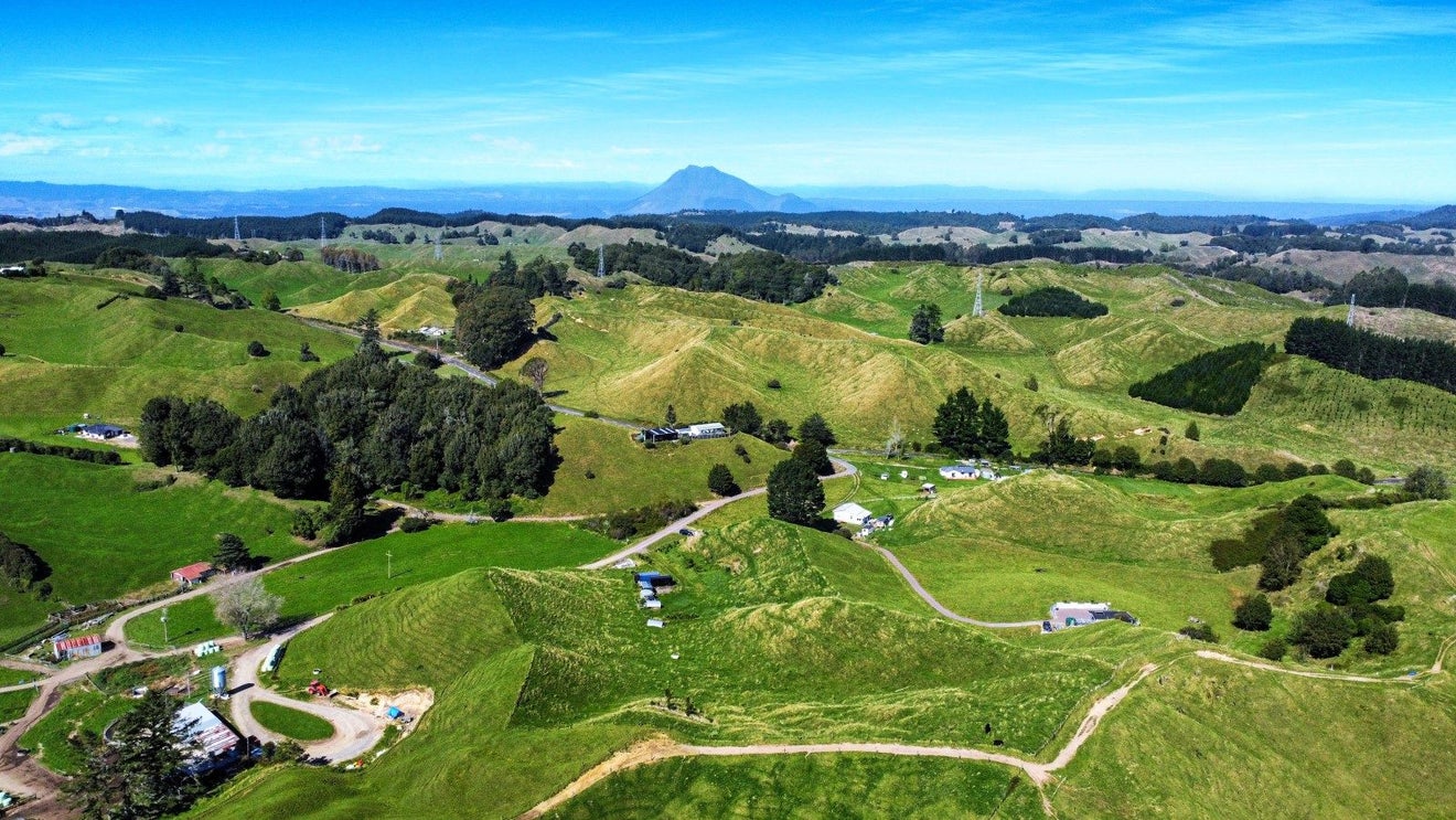 23 Iratumoana Road, Pikowai, Whakatane - Carousel 2