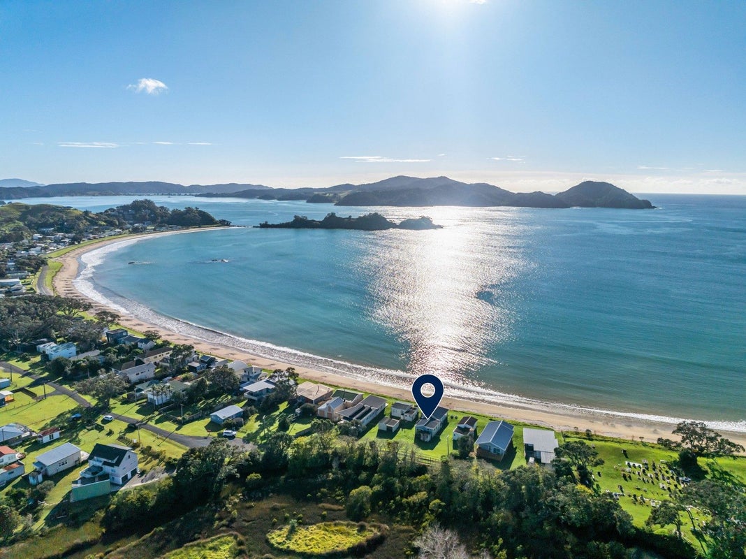 37B Te Kapua Street, Oakura, Hikurangi - Carousel 2
