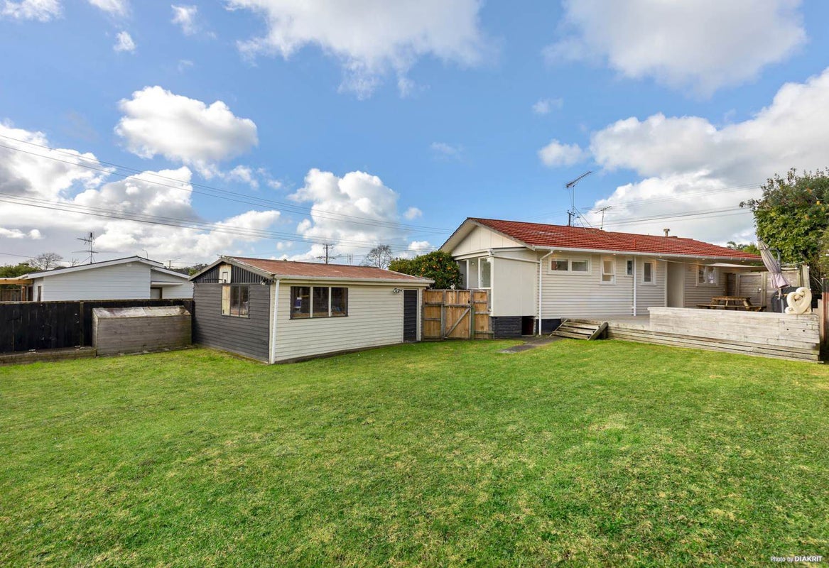 218 Birkdale Road, Birkdale, Auckland - Carousel 1