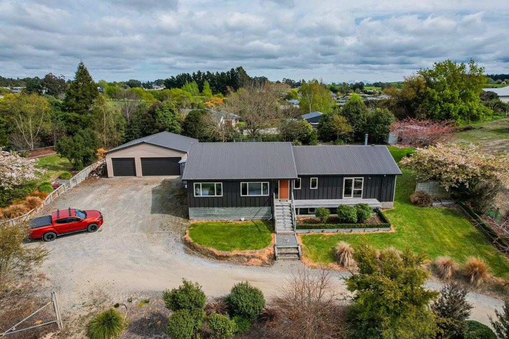 90 Solway Street, Waiareka Junction, Oamaru - Carousel 1