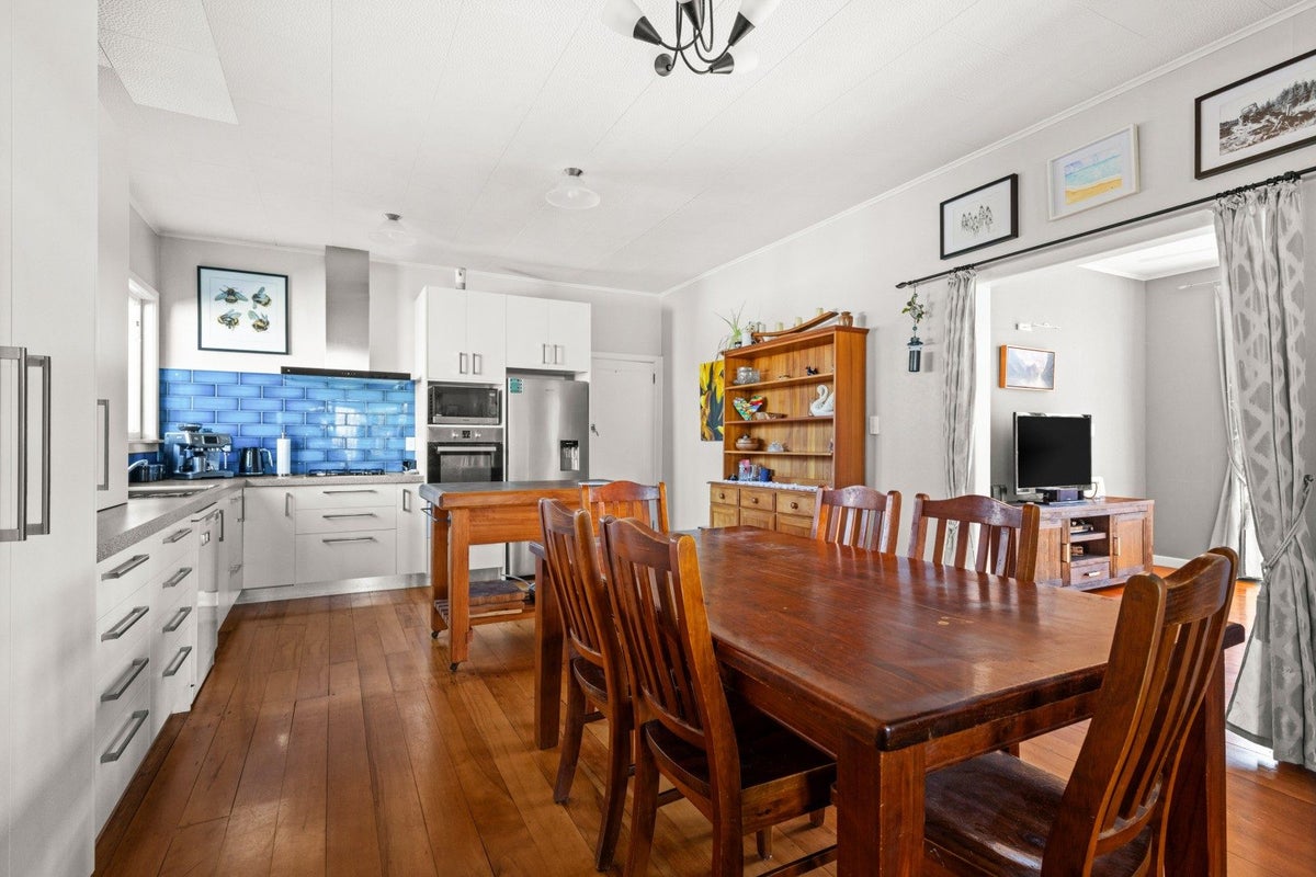 108 Frimley Avenue, Frimley, Hastings, Hawke's Bay - Carousel 2