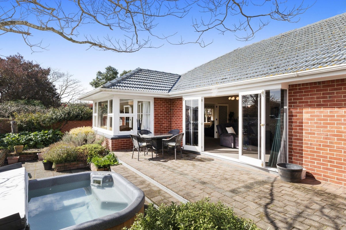 12 Beechworth Avenue, Somerfield, Christchurch City, Canterbury - Carousel 1
