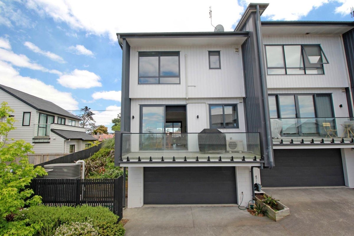 14 Lyndhurst Street, Wai o Taiki Bay, Auckland - Carousel 10