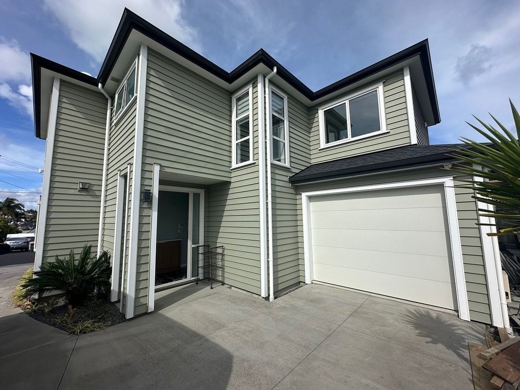 17 David Street, Bayswater, Auckland - Carousel 1