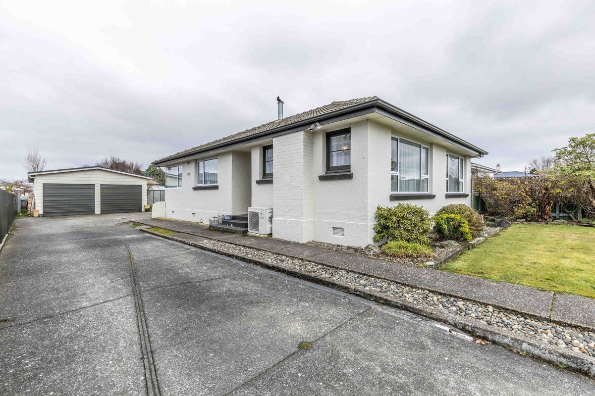 41 Adamson Crescent, Glengarry, Invercargill - Carousel 1