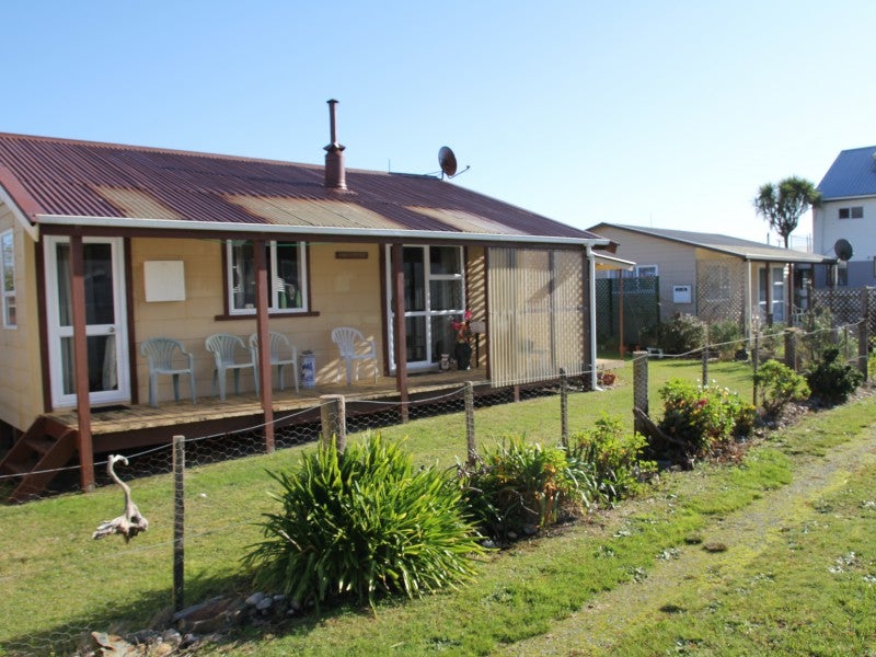 4 Cook Street, Carters Beach, Westport - Carousel 1