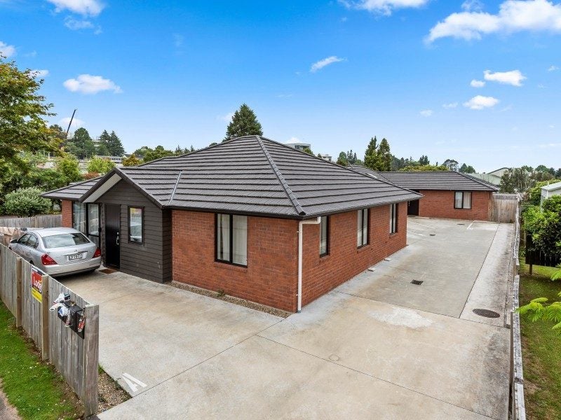 7C Vesty Avenue, Hillcrest, Hamilton - Carousel 1