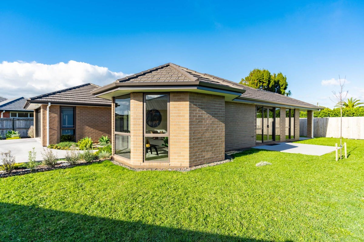 20 Celtic Place, Waipu, Waipu - Carousel 2