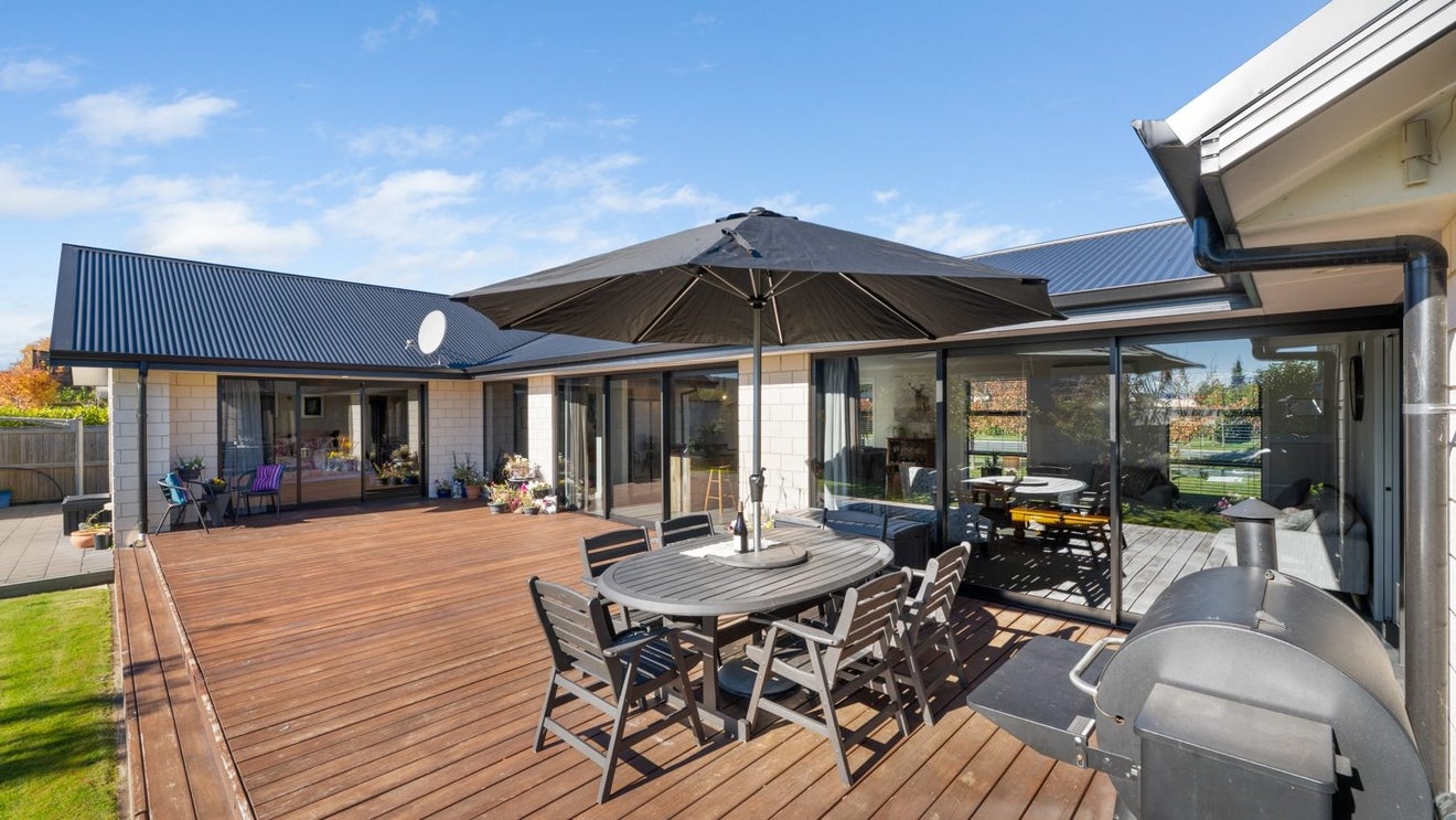 6 Spitfire Drive, Burleigh, Blenheim - Carousel 1