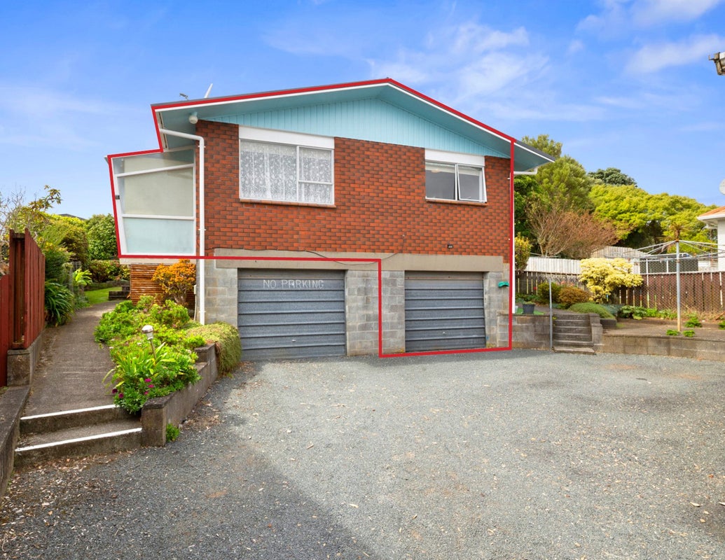 2/3 Bideford Street, Brooklands, New Plymouth - Carousel 1