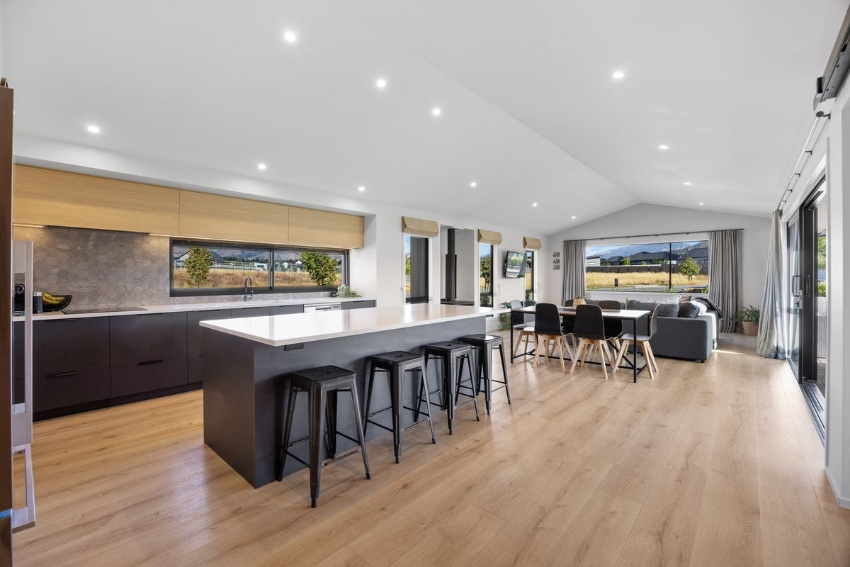 6 Rua Street, Albert Town, Wanaka - Carousel 2