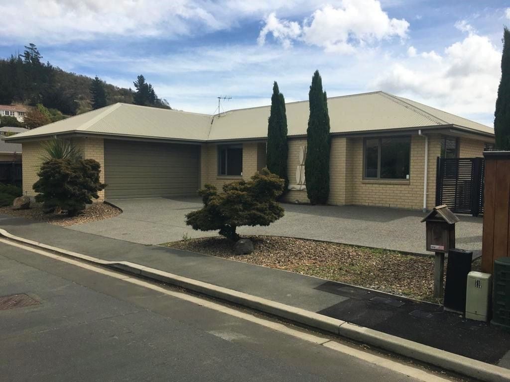9 Hamlet Lane, Heathcote Valley, Christchurch - Carousel 1