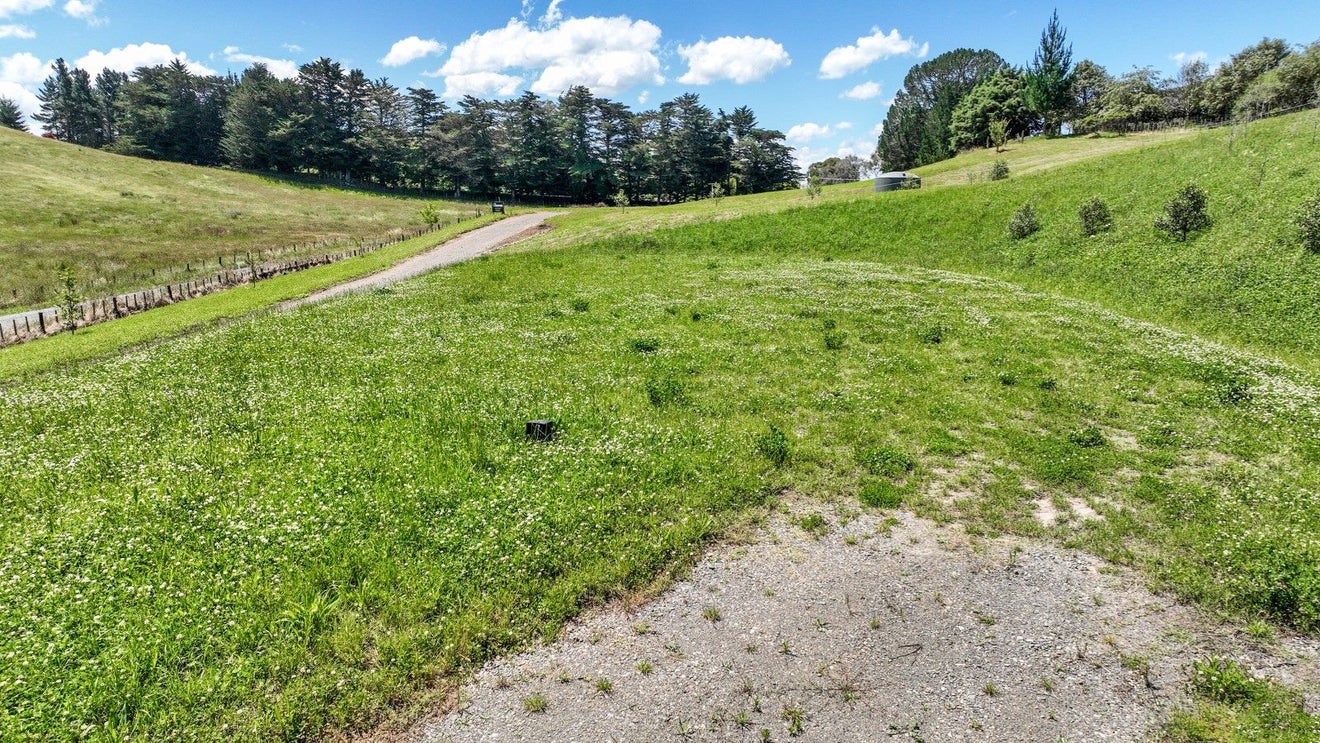 54 Poraiti Road, Poraiti, Napier - Carousel 9