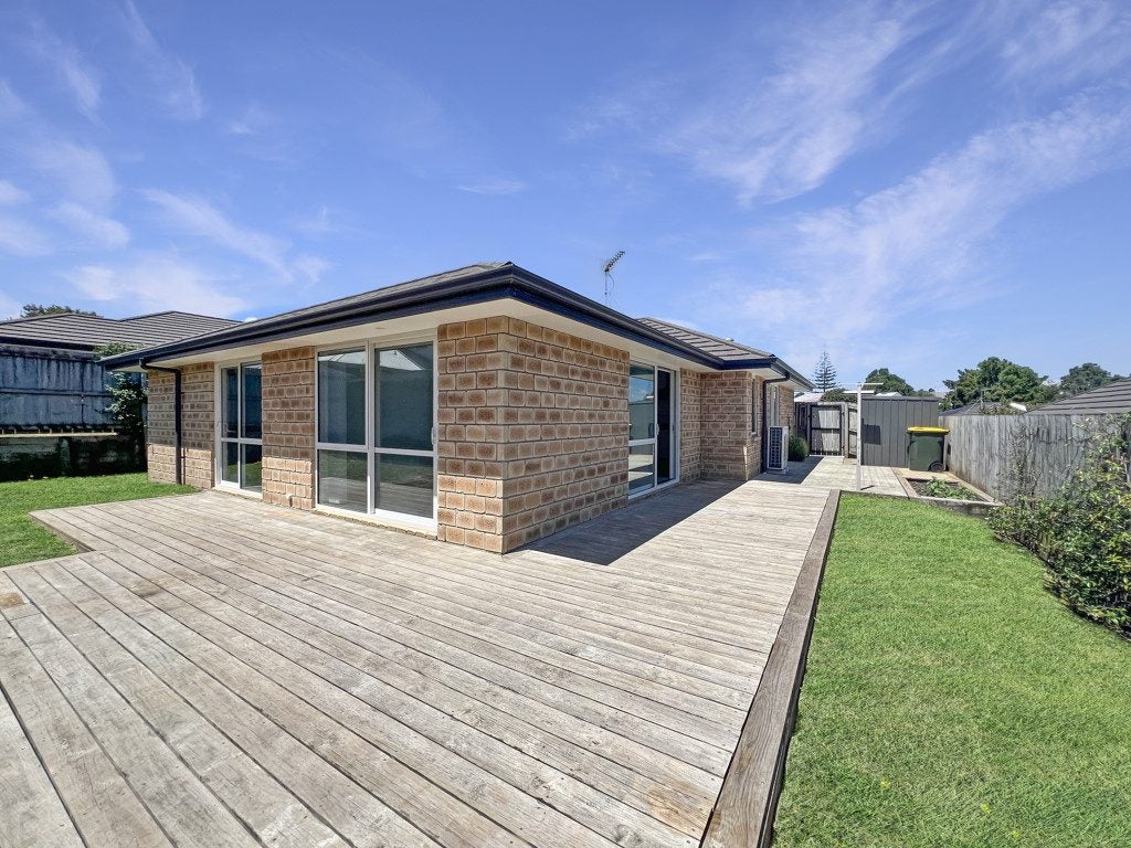 4 Patu Way, Patumahoe, Pukekohe - Carousel 2