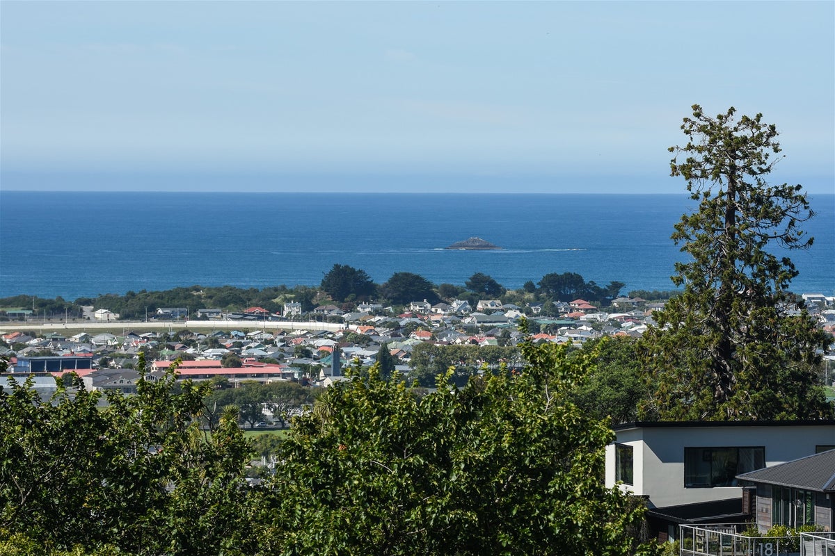 92D Eglinton Road, Mornington, Dunedin - Carousel 2