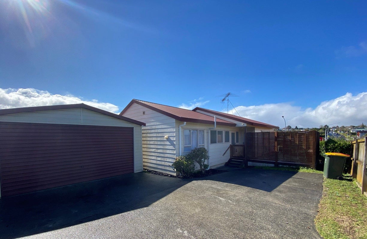 91 Union Road, Howick, Auckland - Carousel 1