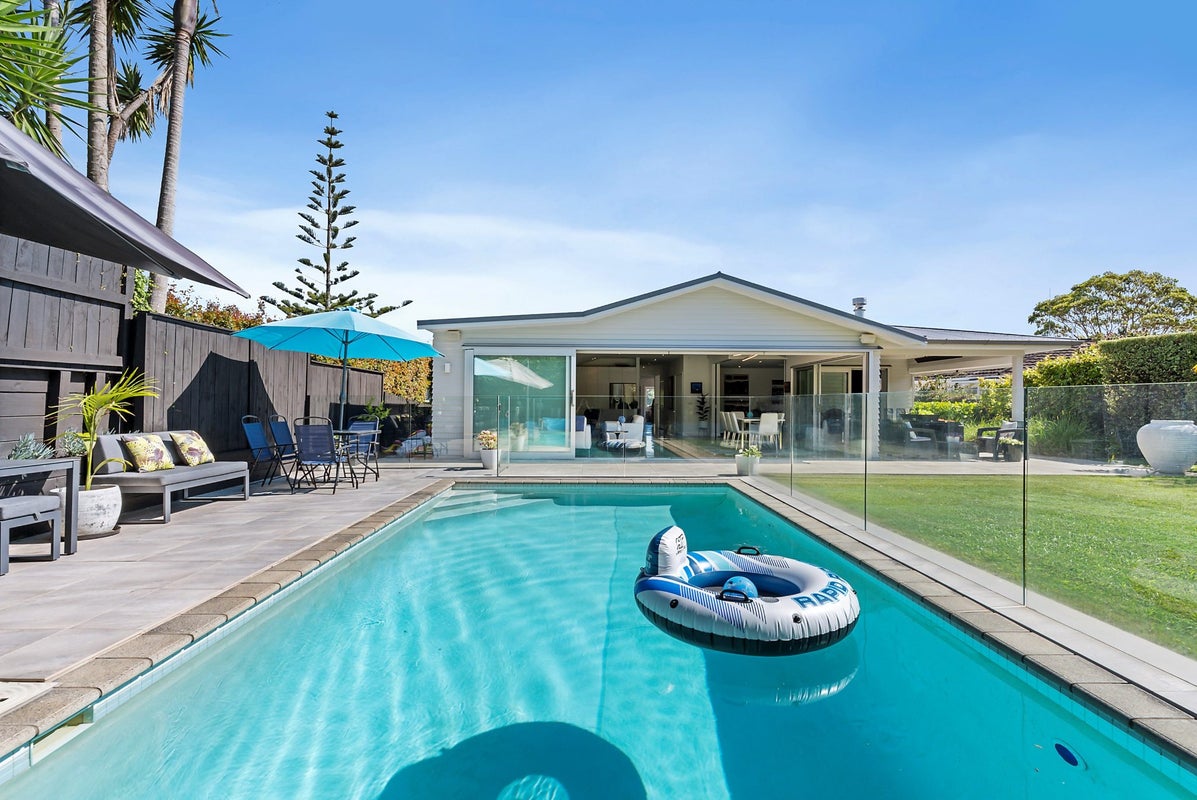54 Edmund Street, St Heliers, Auckland - Carousel 1