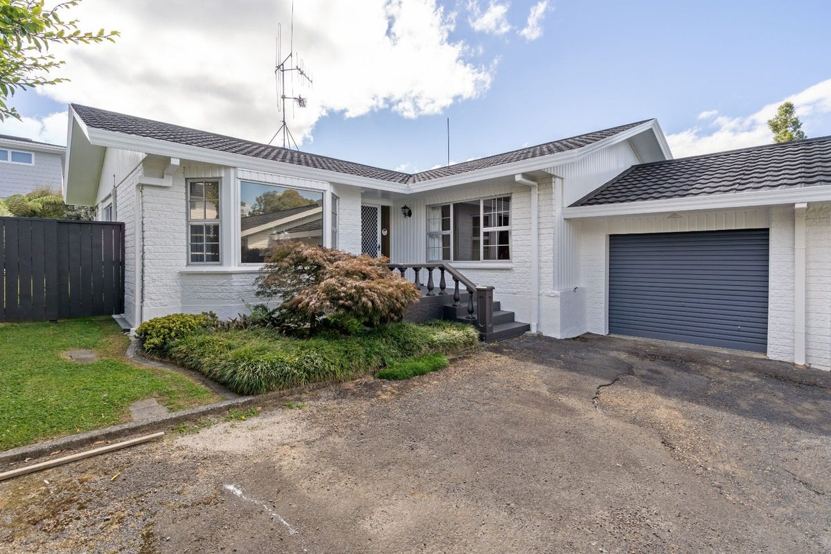24B Hudson Street, Riverlea, Hamilton - Carousel 1