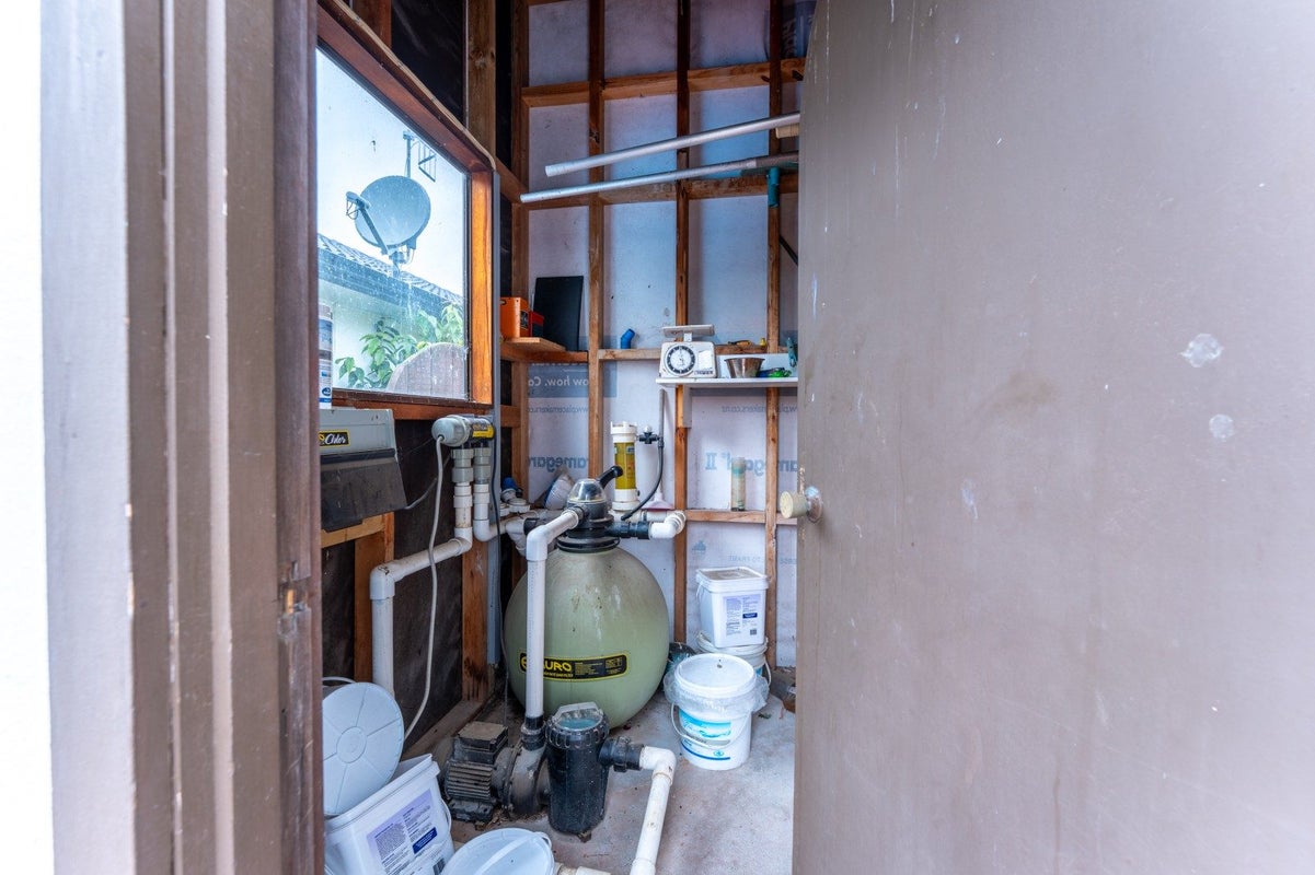 33 Lynch Road, Levels - Carousel 22
