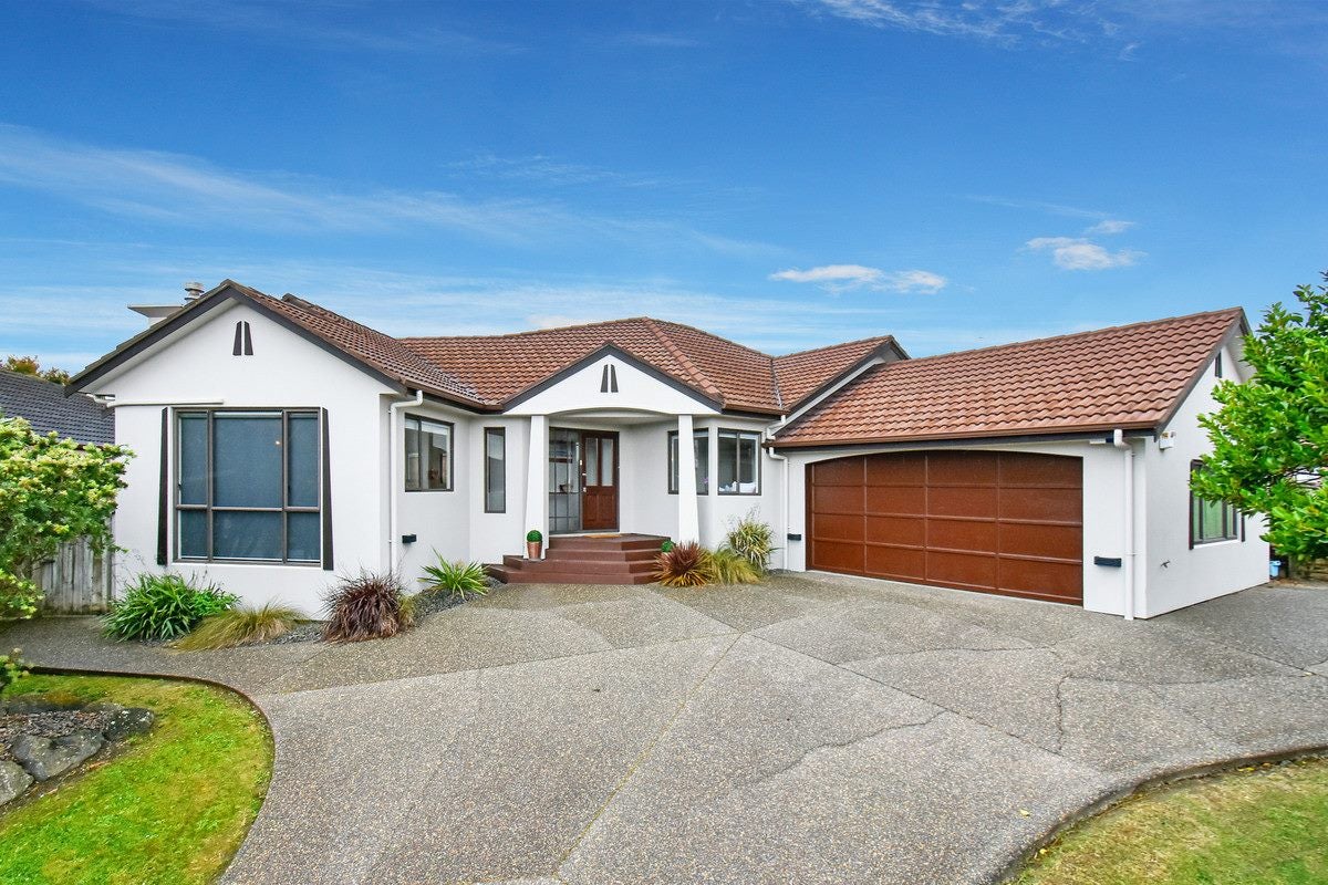 4 Byblos Place, The Gardens, Auckland - Carousel 1