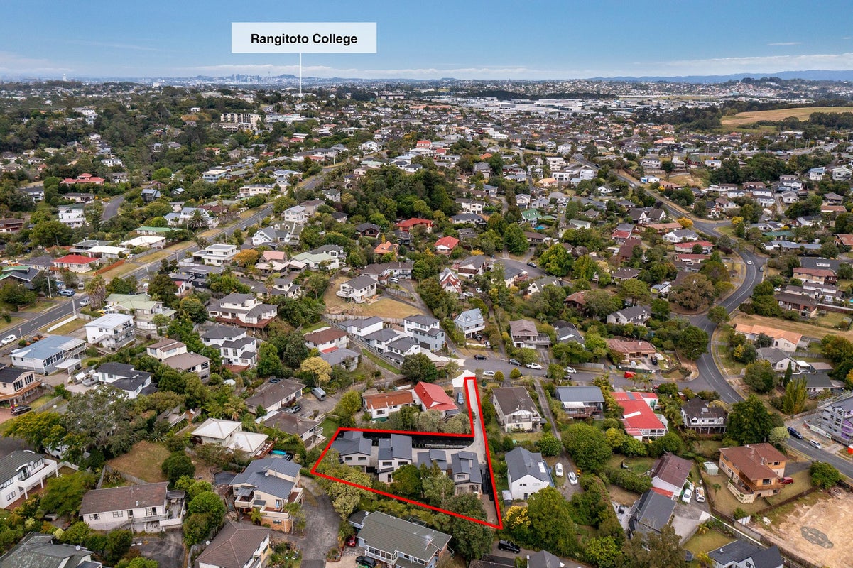 11A Dianthus Place, Browns Bay, Auckland - Carousel 24