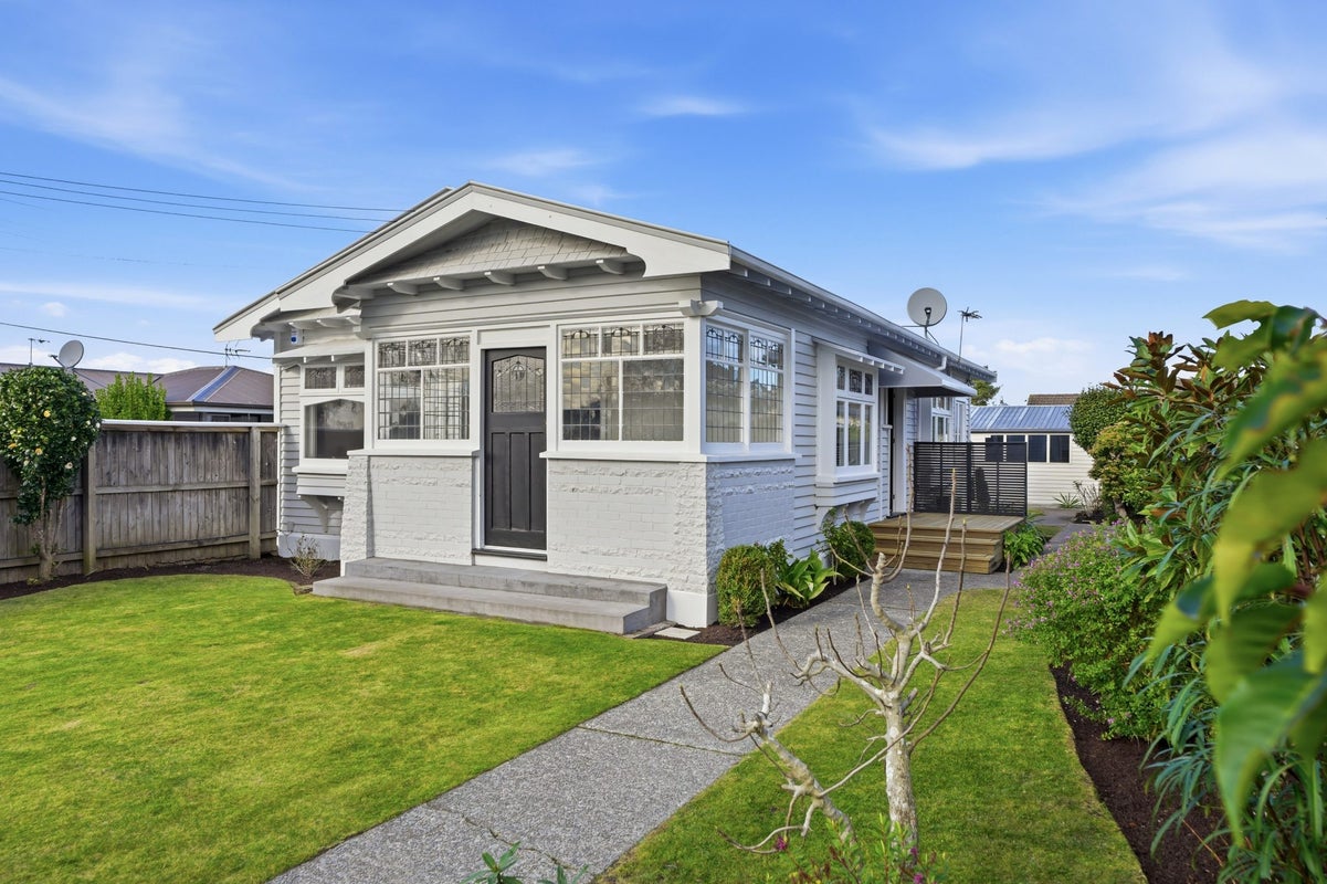 34 Poulton Avenue, Richmond, Christchurch - Carousel 1