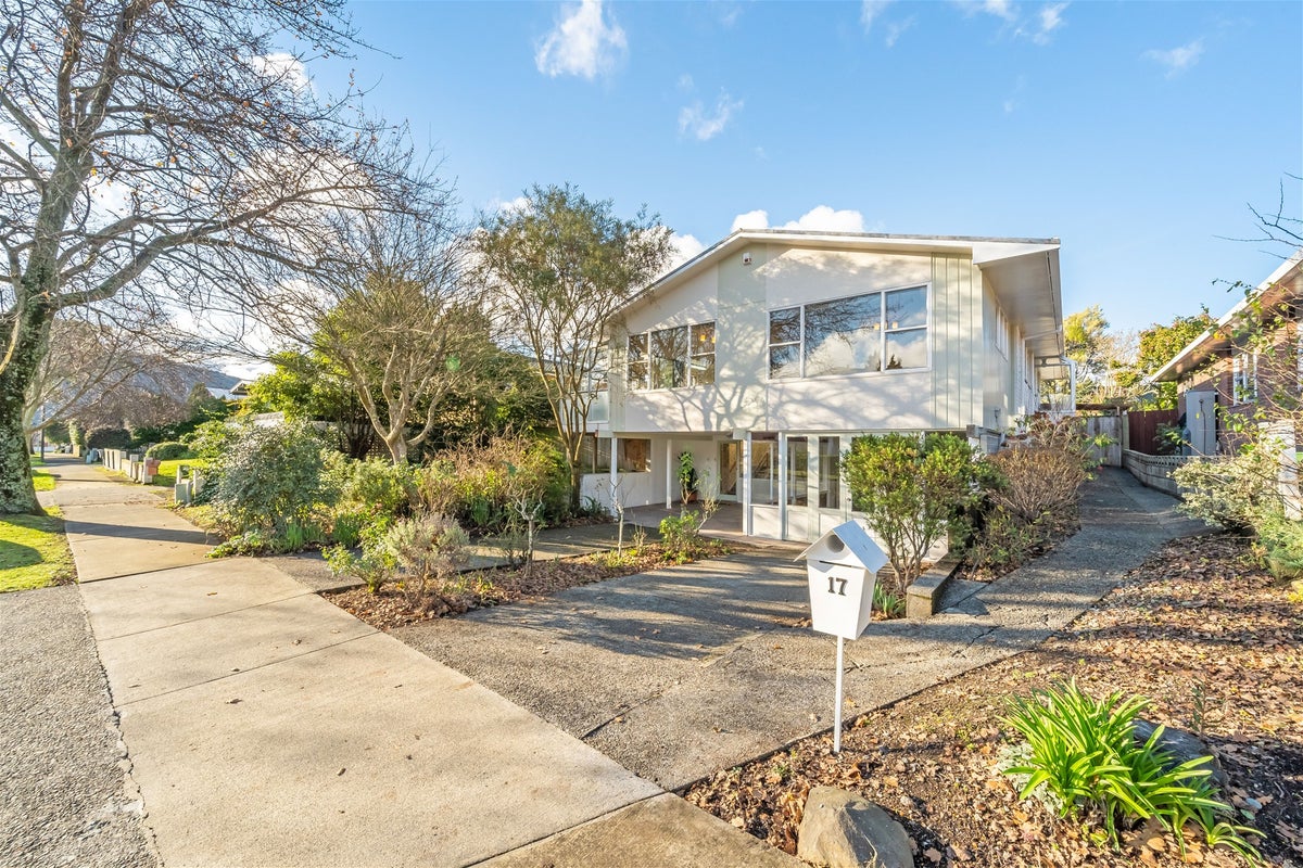17 Arnot Avenue, Clouston Park, Upper Hutt - Carousel 1