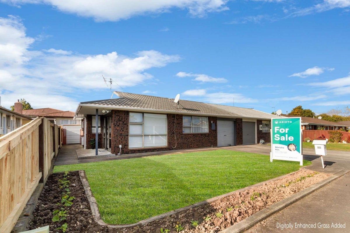 11/370 Tremaine Avenue, Takaro, Palmerston North - Carousel 2