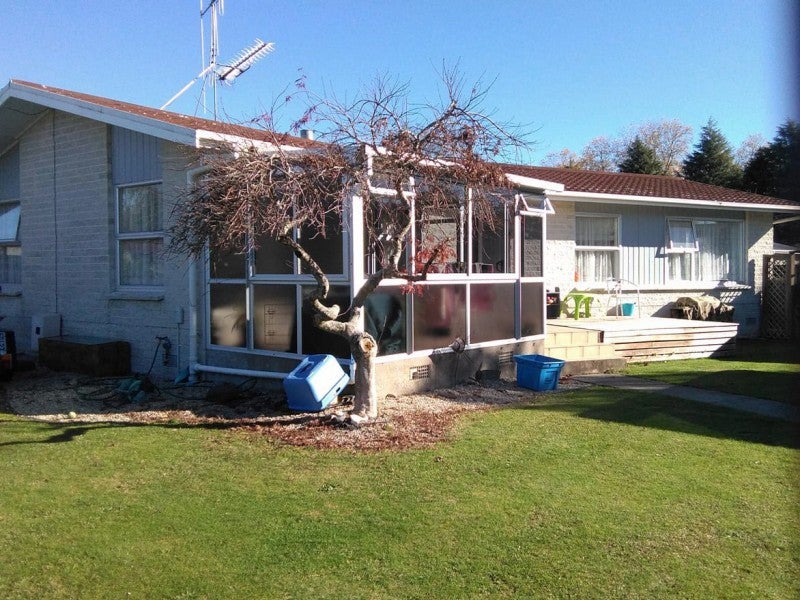 10 Gordon Place, Leamington, Cambridge - Carousel 1