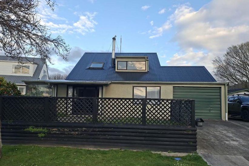 10 Te Ana Place, Lynmore, Rotorua - Carousel 1