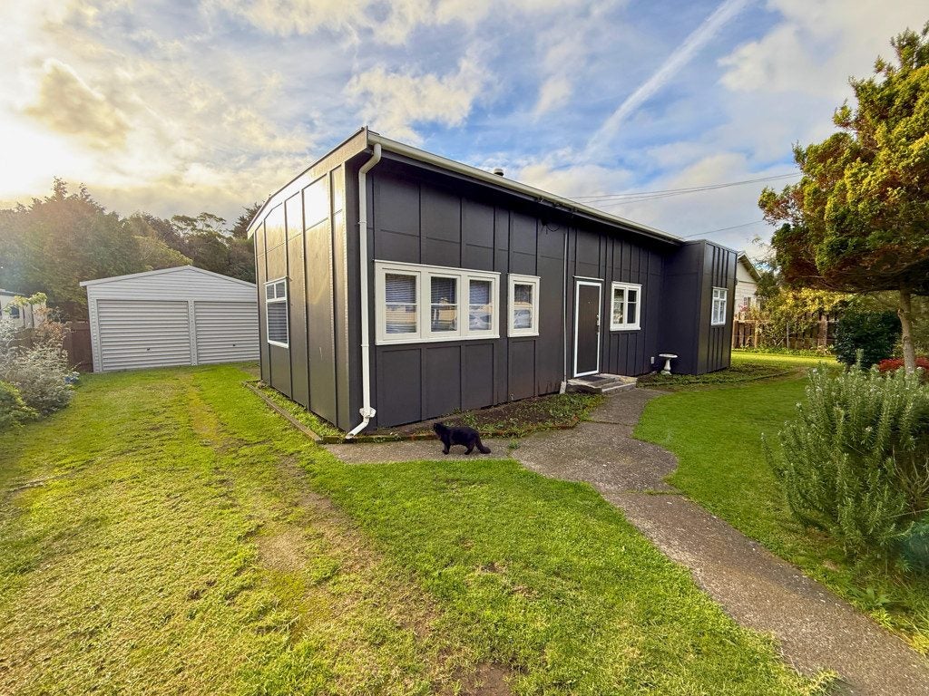 3 Caversham Road, Westmere, Whanganui - Carousel 1