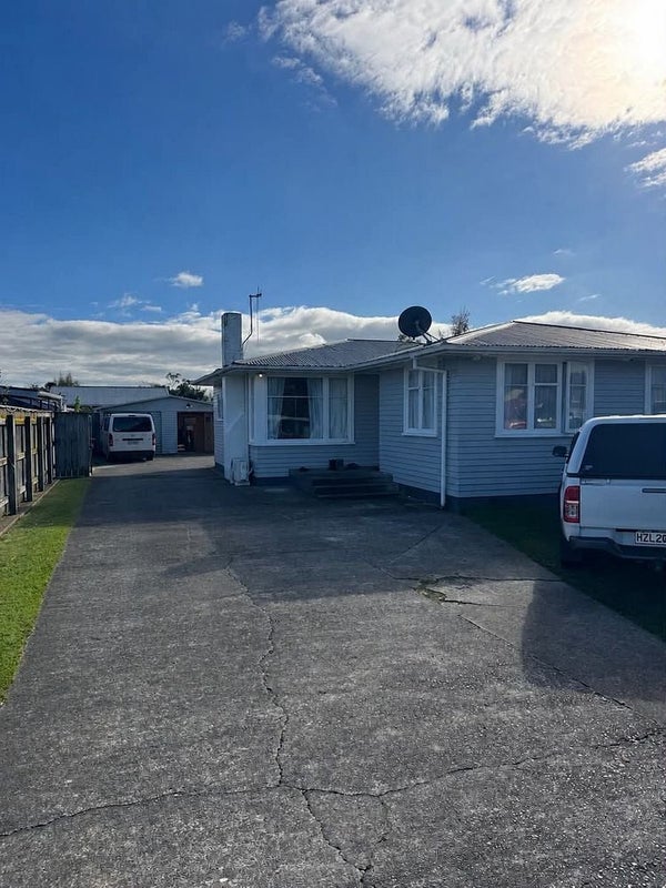 191 Tremaine Avenue, Westbrook, Palmerston North - Carousel 2