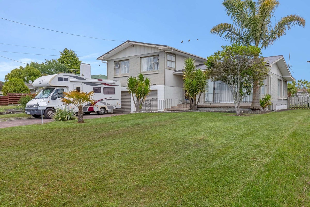 8 Martin Street, Utuhina, Rotorua - Carousel 1