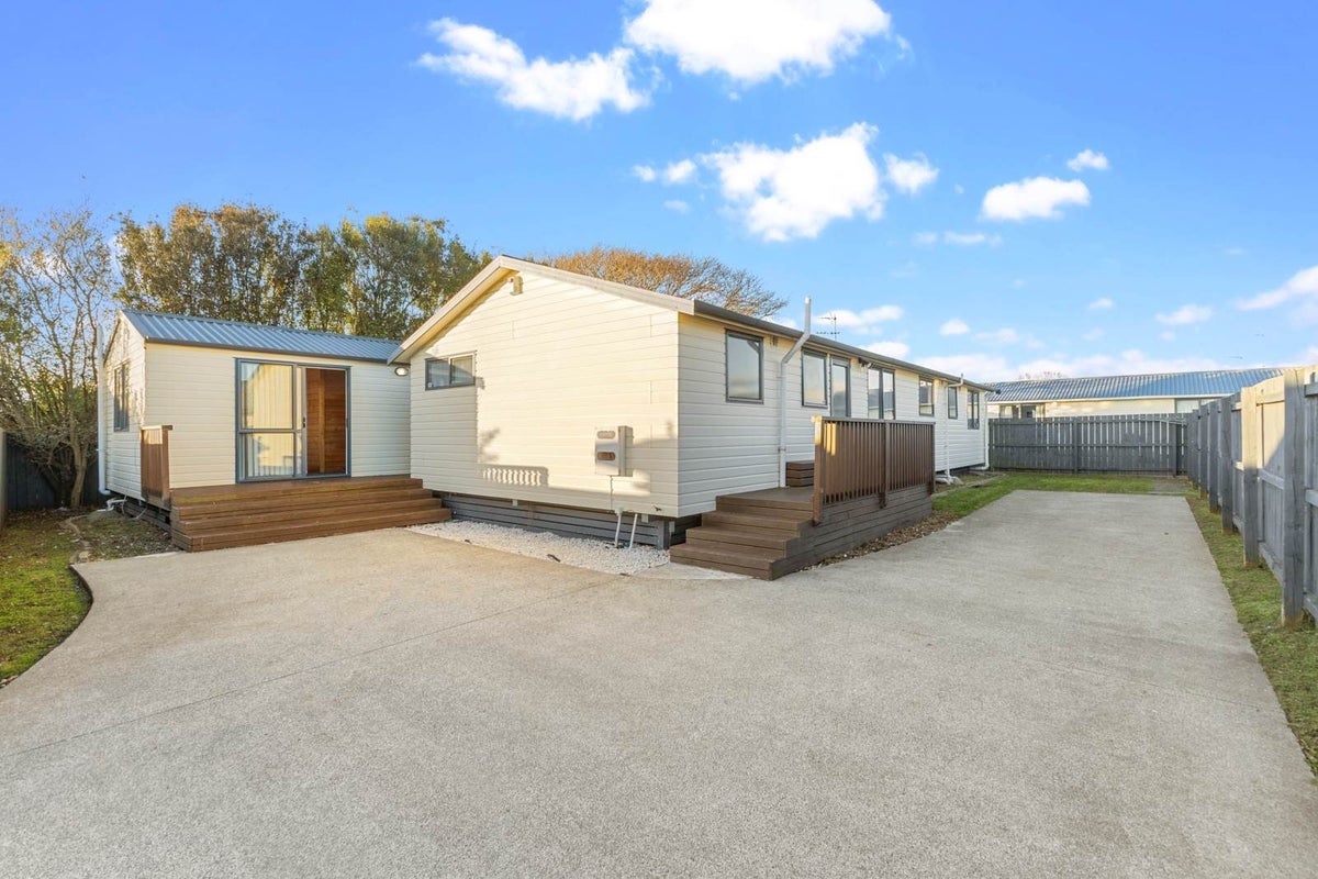 40  Airfield Road, Takanini, Papakura, Auckland - Carousel 1