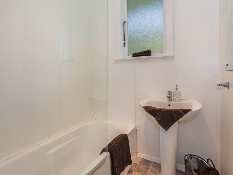 79 Gear Terrace, Ranui, Porirua - Carousel 11
