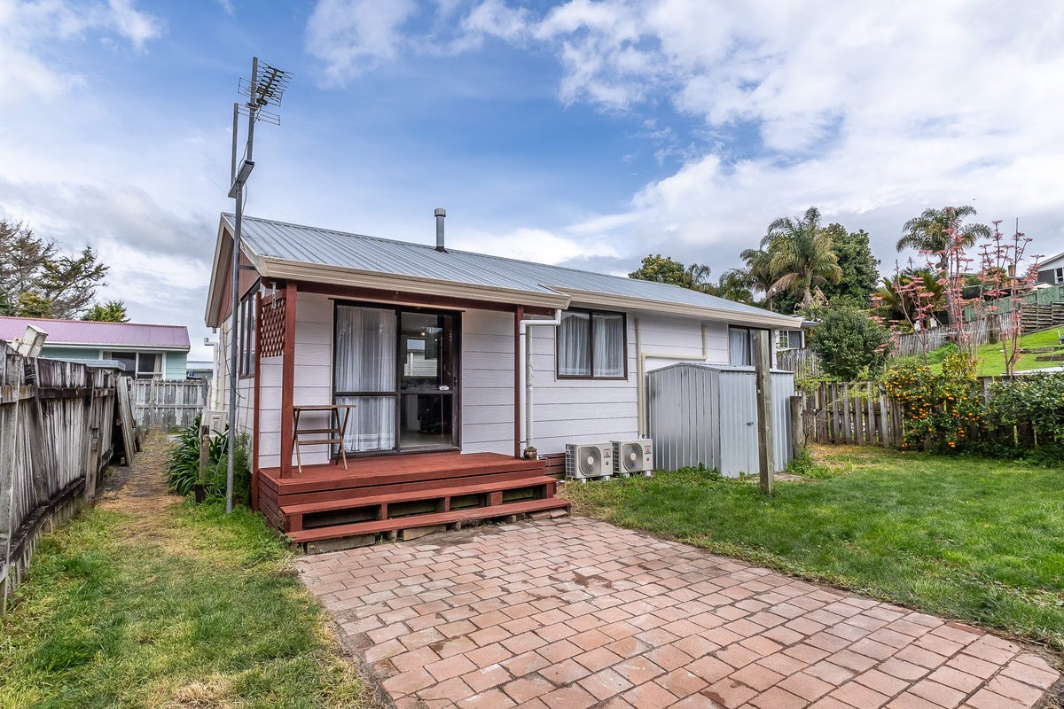 29A Aileen Place, Nawton, Hamilton - Carousel 2
