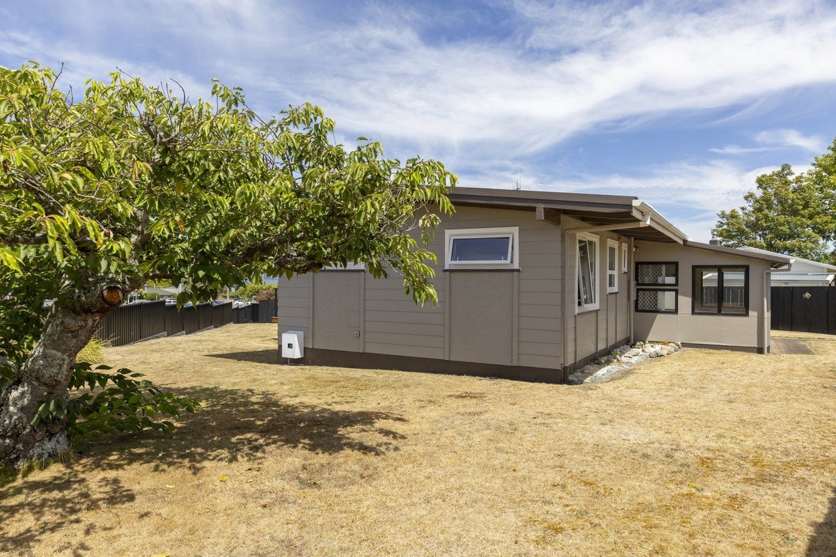 153 Te Heuheu Street, Taupo, Taupo - Carousel 2